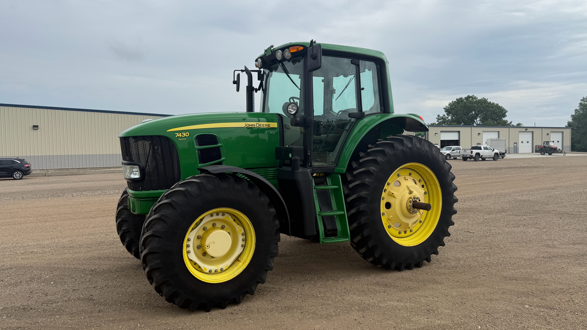 2021 John Deere 8R 250